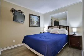 BestLyfe_Lovely-2x2_012