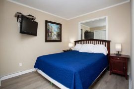 BestLyfe_Lovely-2x2_013