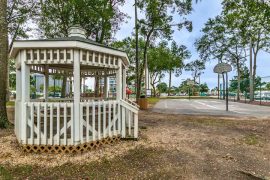 BestLyfe_Lovely-2x2_037