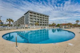 BestLyfe_Lovely-2x2_040